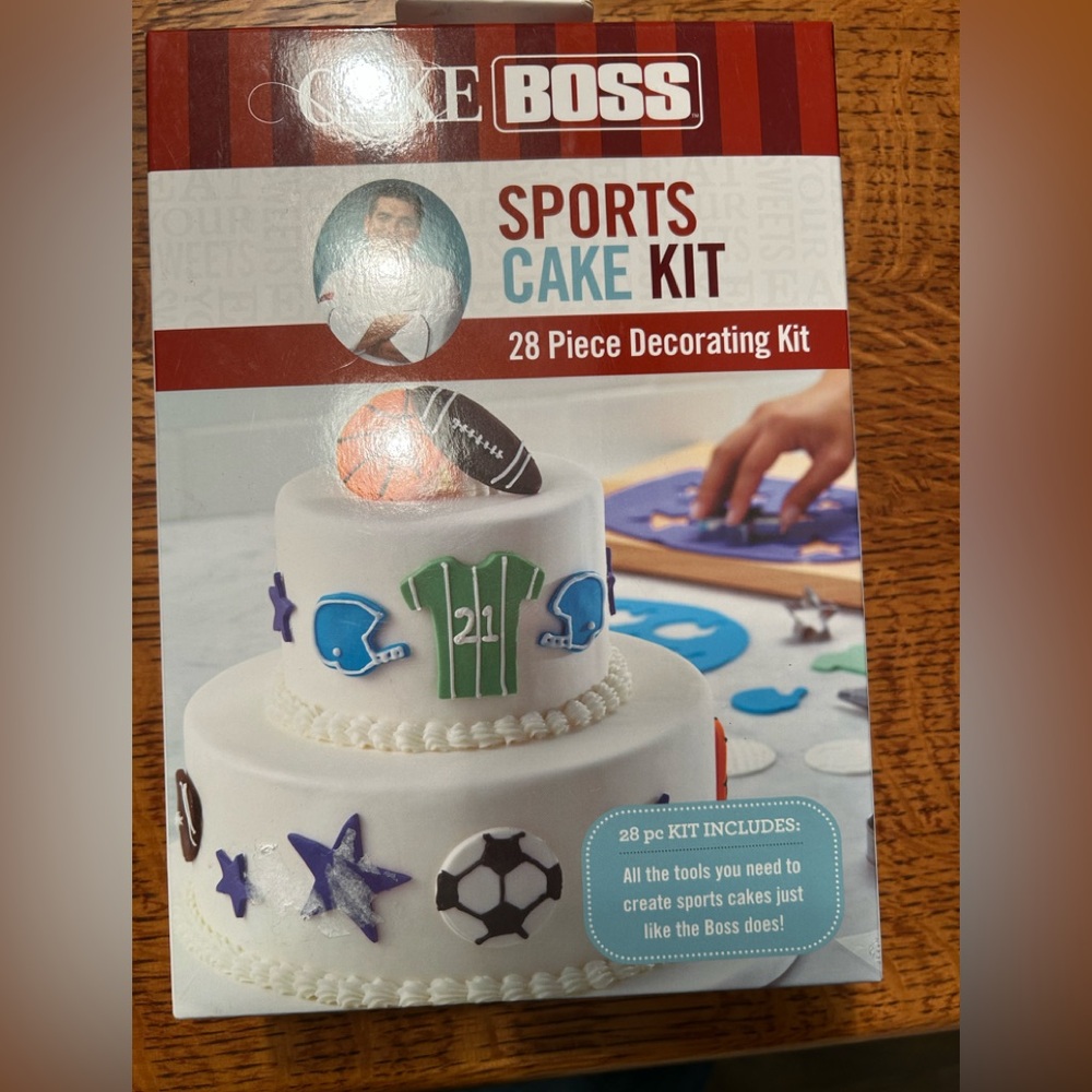 NWOT Cake Boss sports cake kit